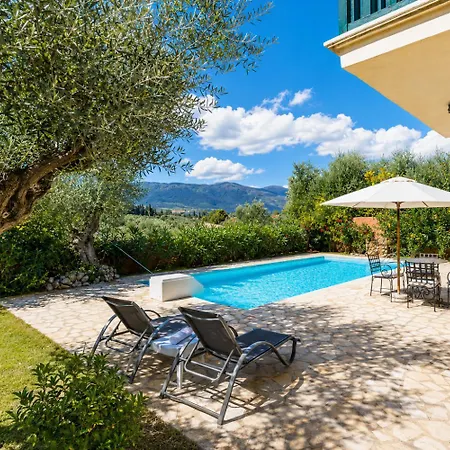 Faidra Villa